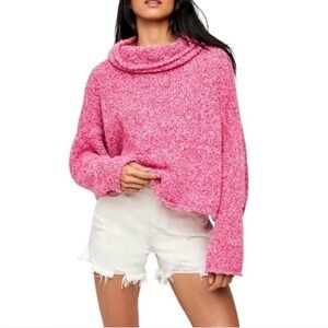 FREE PEOPLE • PINK COWL NECK SWEATER
